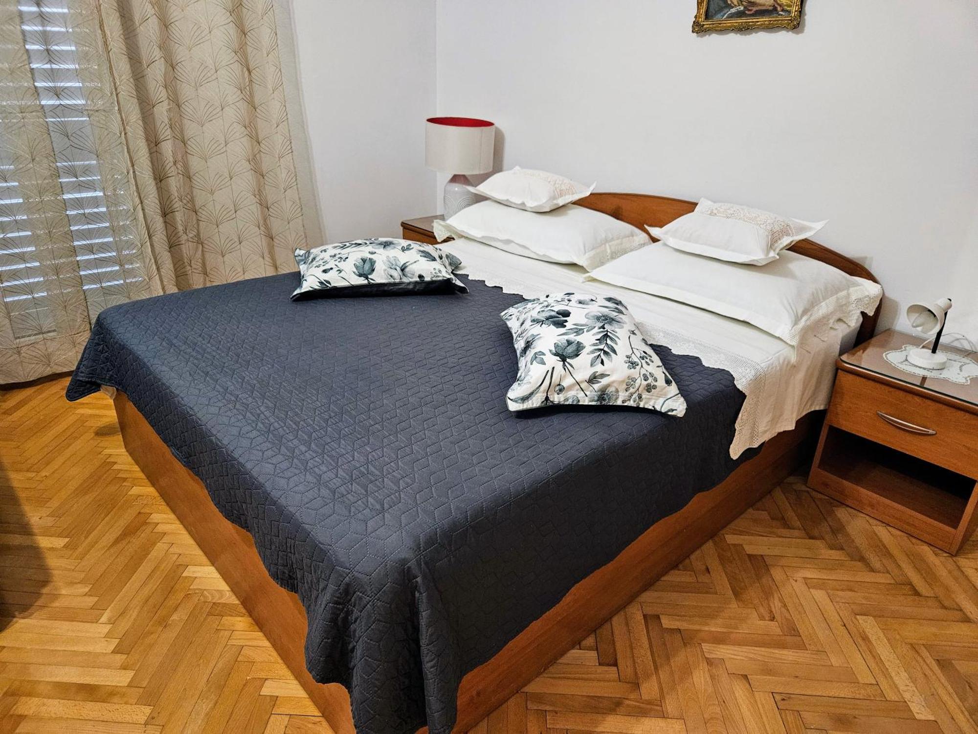 Guest House Antonia Baška Voda Exteriör bild
