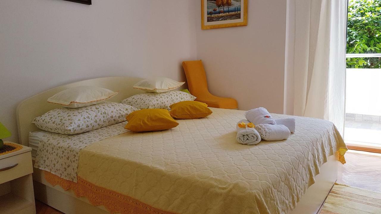 Guest House Antonia Baška Voda Exteriör bild